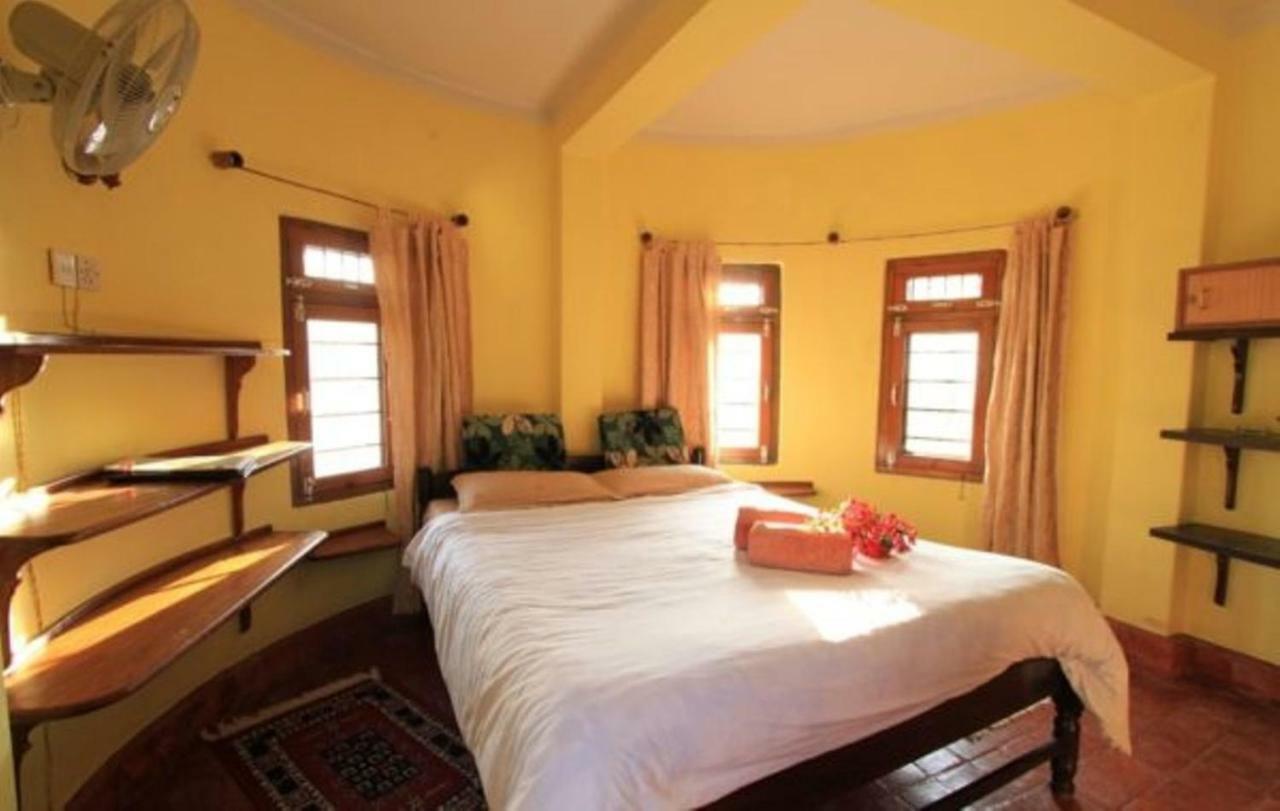 Castle Hotel Pokhara Exterior photo